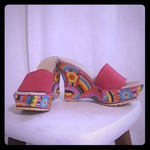 Donald Pliner beaded wedges!